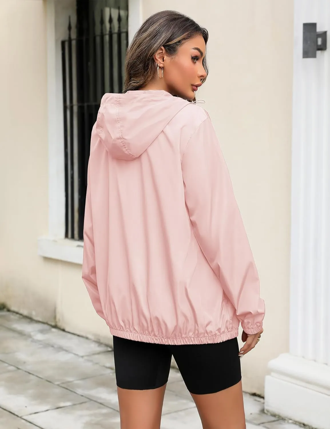 Avoogue Rain Jacket Women Lightweight Waterproof Raincoats Packable Travel Hiking Hooded Windbreaker with Pockets S-XXL