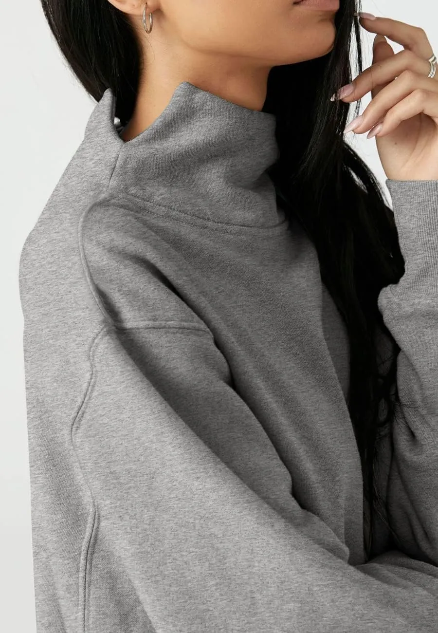 Fisoew Women's Oversized Turtleneck Sweatshirt Long Sleeve Pullover Casual Tops