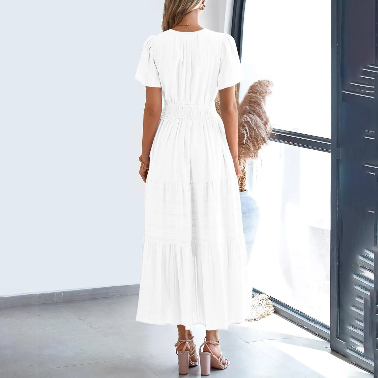 Maxi Dresses for Women 2025 Lightweight Short Sleeve V Neck Elastic Waist Boho Beach Dress Pockets 2025 Summer