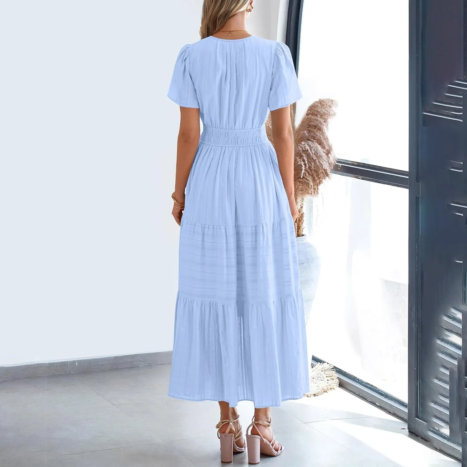 Maxi Dresses for Women 2025 Lightweight Short Sleeve V Neck Elastic Waist Boho Beach Dress Pockets 2025 Summer