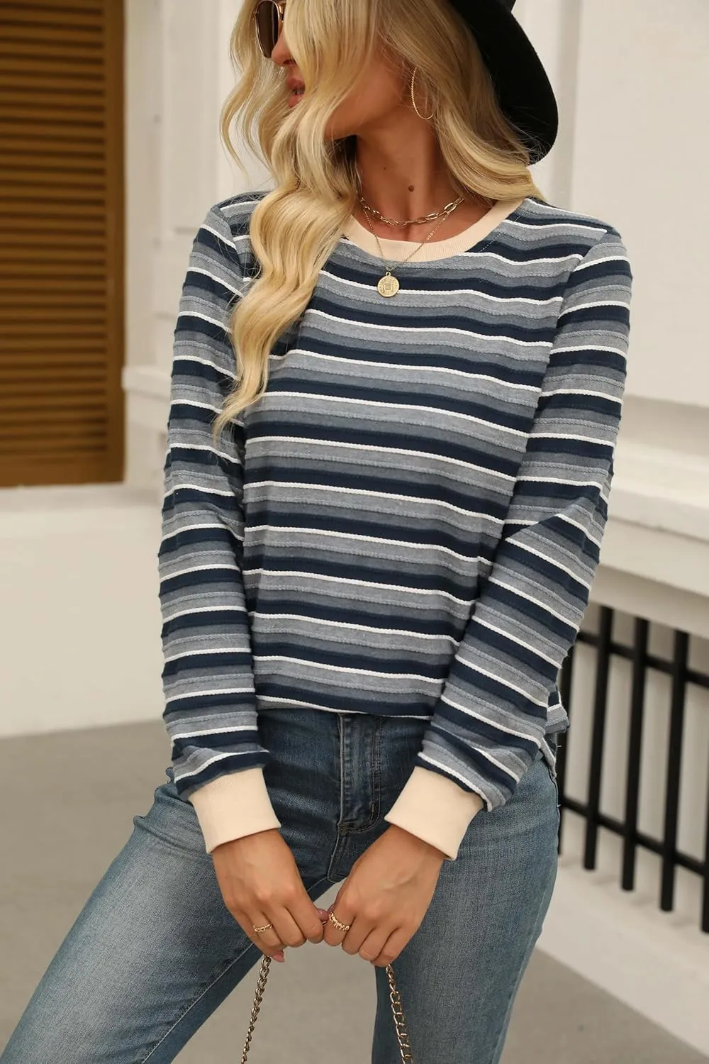 Womens Long Sleeve Shirts Fall 2024 Casual Tops Fashion Fall Outfits Blouses Clothes