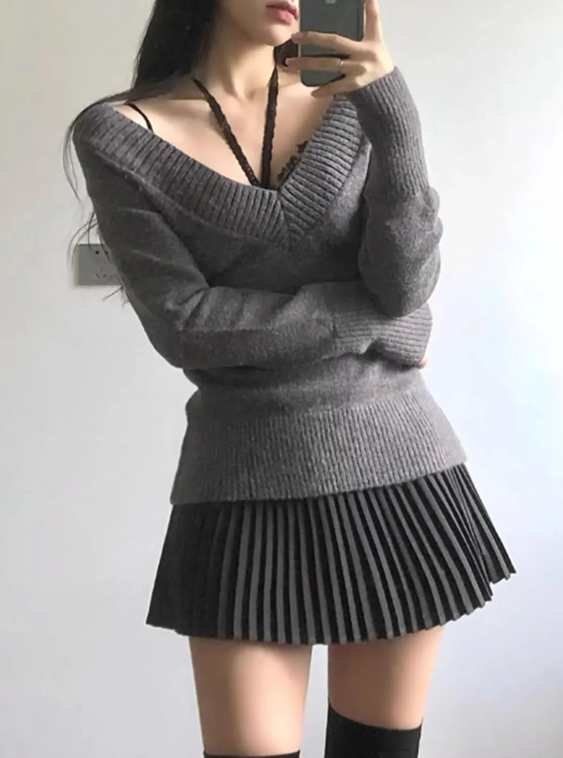 Womens Y2k V Neck Slim Fit Sweater Long Sleeve Knitted Pullovers Vintage Aesthetic Chunky Top Streetwear